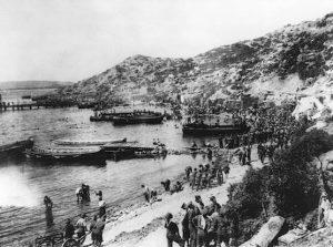 Gallipoli-Landing-at-Anzac-Cove-c-Australian-War-Memorial-Canberra1