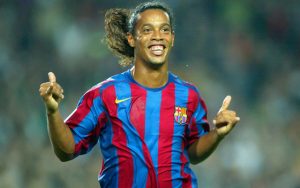 BARCELONA, SPAIN - OCTOBER 30: Ronaldinho of FC Barcelona celebrates his goal during the La Liga match between FC Barcelona and Real Sociedad, on October 30, 2005 at the Camp Nou stadium in Barcelona, Spain. (Photo by Luis Bagu/Getty Images) *** Local Caption *** Ronaldinho