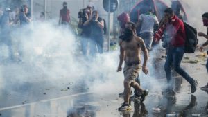 hungary_migrants_police_624x351_ap_nocredit