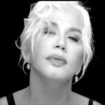 Dalszövegek Betty Günnel