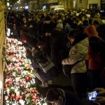 Macaristan kazada ölen çocuklarının yasını tutuyor.