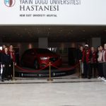 Török fejlesztésű elektromos autó bemutatóján jártak Vajda Annáék