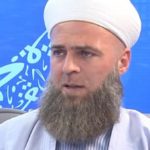 Egy török imám szerint a szakáll nélküli férfiakat össze lehet keverni a nőkkel