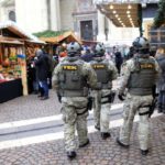 Macaristan’da terör önleyici timler sokaklarda