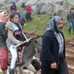 Szamárháton iskolába