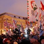 Macaristan’da ‘köle yasası’ protestoları kar yağışına rağmen hız kesmedi