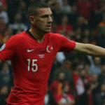 Az Arsenal és az MU megfigyelőket küldött a török védő miatt