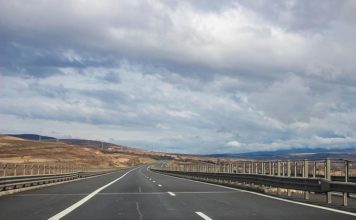 Csoda történt: hamarabb készül el az új autópálya következő eleme, amire magyarok tömegei várnak – török munkások hozzák közelebb az országhatárt az erdélyieknek