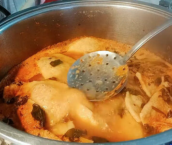 HAKKÂRİ YORESİNE AİT BİR YEMEK