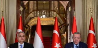 Erdoğan ve Orban, Dolmabahçe’de görüştü; Türkiye ile Macaristan arasında 16 anlaşma imzalandı